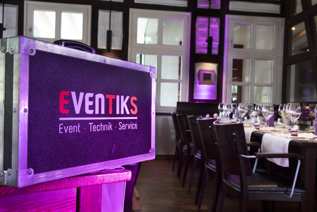 EVENTIKS Event - Technik - Service
Ein Equipmentkoffer mit unserem Logo.
